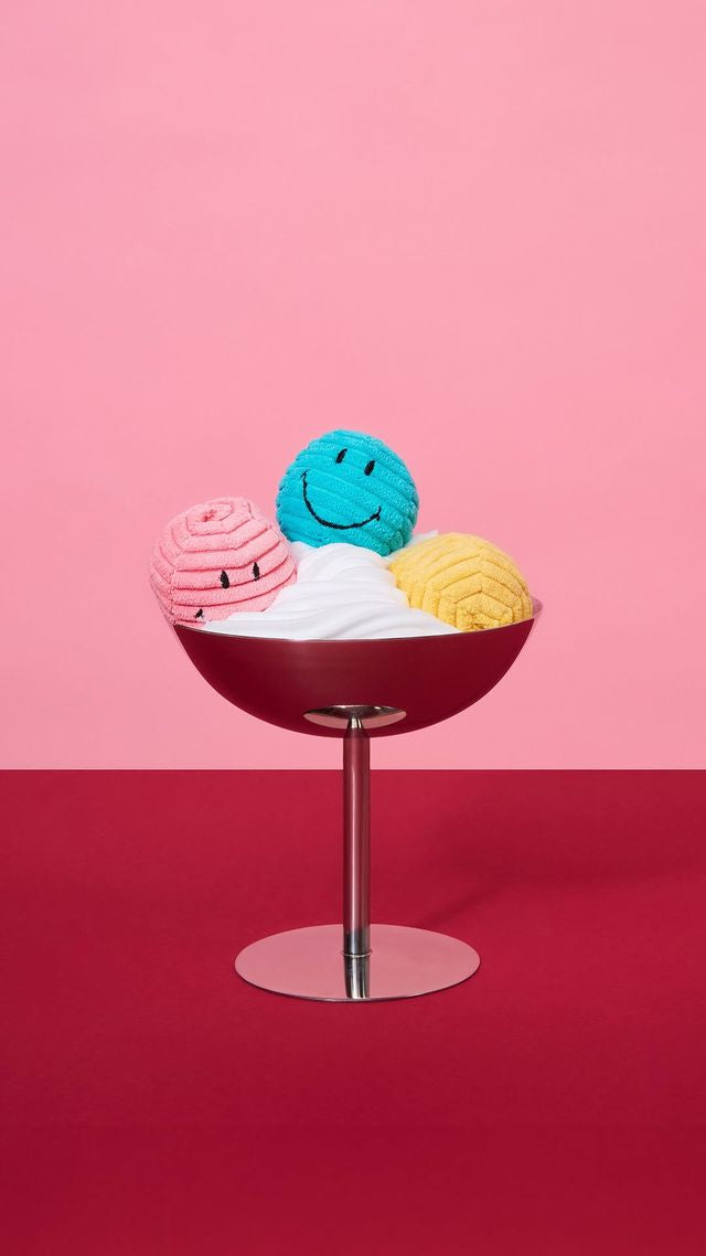 BON TON TOYS X Smiley®|Smiley笑臉ECO燈芯絨鑰匙圈-4.5cm(丈青)