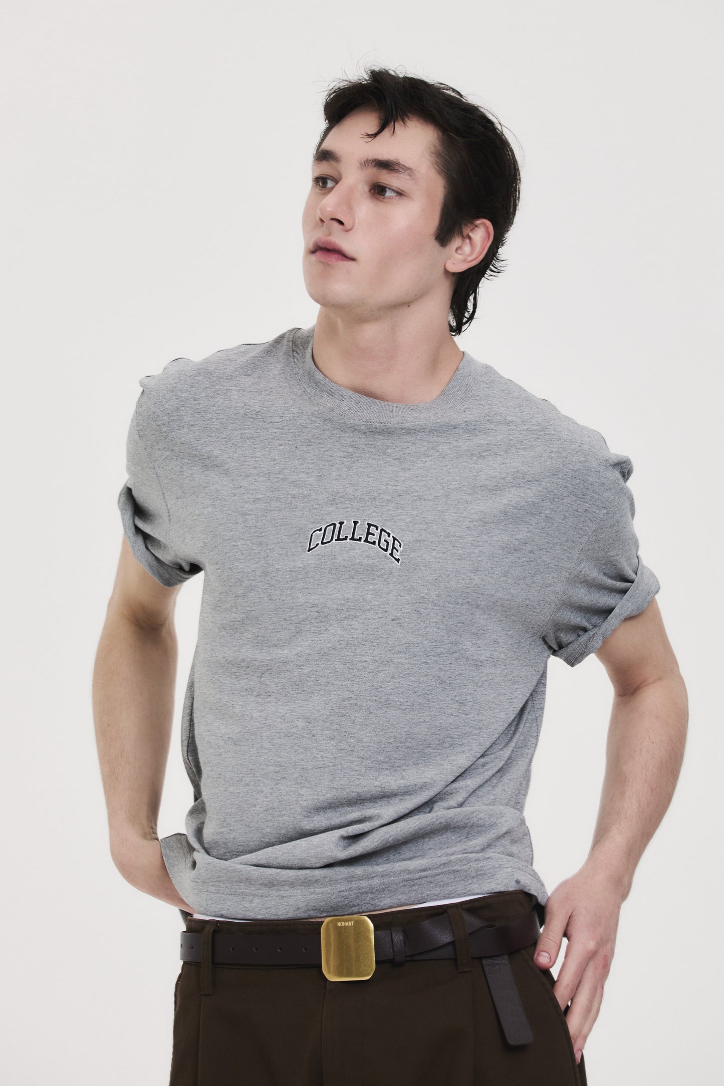 COLLEGE LOGO T-SHIRT （灰）