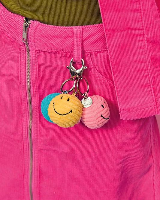 BON TON TOYS X Smiley®｜Smiley 笑臉ECO燈芯絨鑰匙圈-4.5cm（粉）