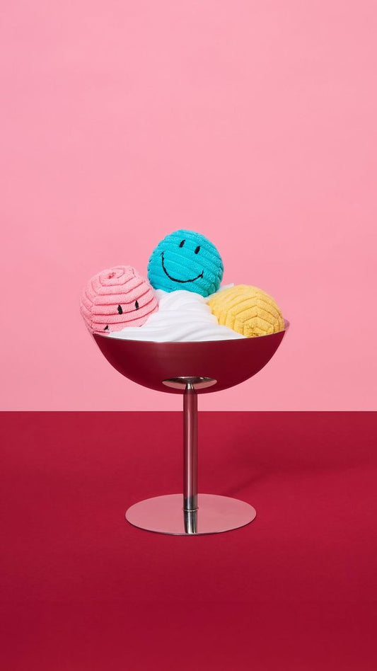 BON TON TOYS X Smiley®｜Smiley笑臉ECO燈芯絨鑰匙圈-4.5cm（丈青）